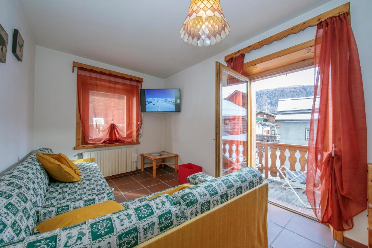 Martina Ski In - Ski Out Mt 50 - Happy Rentals Ливиньо Экстерьер фото